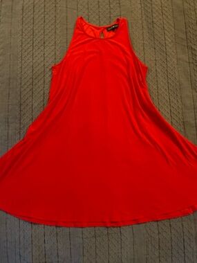 Derek Heart Red Sleeveless Keyhole Top